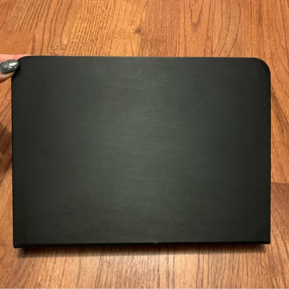 ZAGG Messenger Folio Non-Backlit Tablet Keyboard Case for 9.7-inch iPad